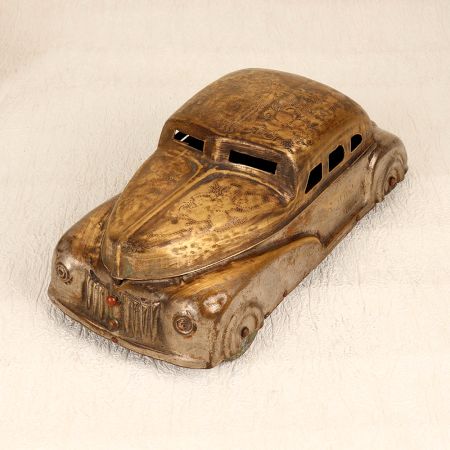 British Art Finest Brass Motor Car Box for Home Decoration
