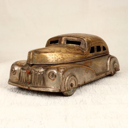British Art Finest Brass Motor Car Box for Home Decoration