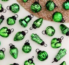 25 Pieces Modern Green Coloured Christmas Ornaments