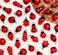 25 Pieces Red Tiny Christmas Ornaments