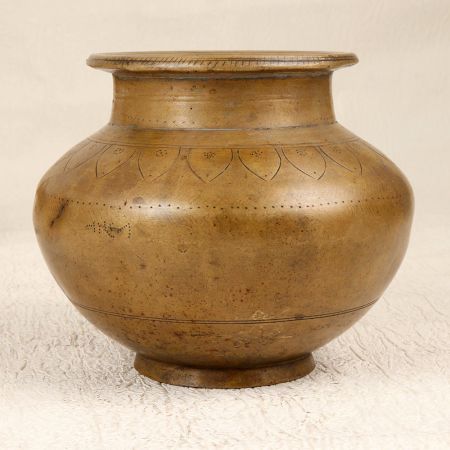 Handmade High-Quality Brass Water Pot Lota for Decoration