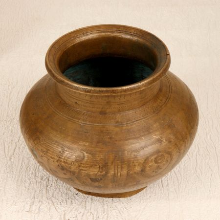 Handmade Holy Water Pot Made of Finest Brass for Hindu Rituals