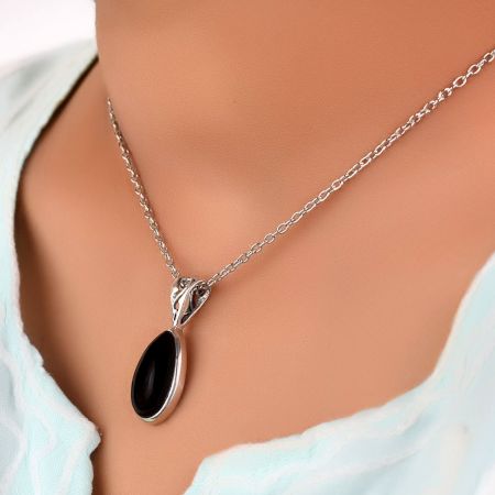 92.5 Sterling Silver Black Onyx  Pendant In Long Oval Shape