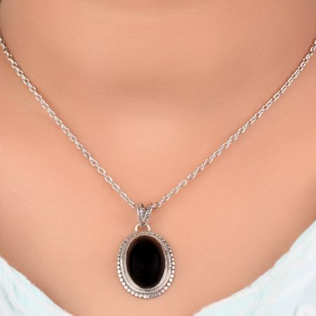 92.5 Sterling Silver Pendant Oval Rope Border Onyx Stone Pendant