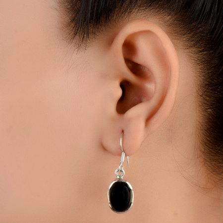 92.5 Sterling Silver Earrings Oval Black Onyx Cabochon Fashion Earrings