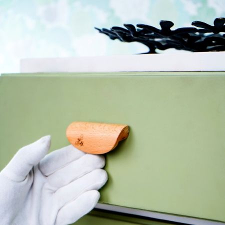 Decorative Wooden Bee Drawer Handles (Small Size) 6 Pieces