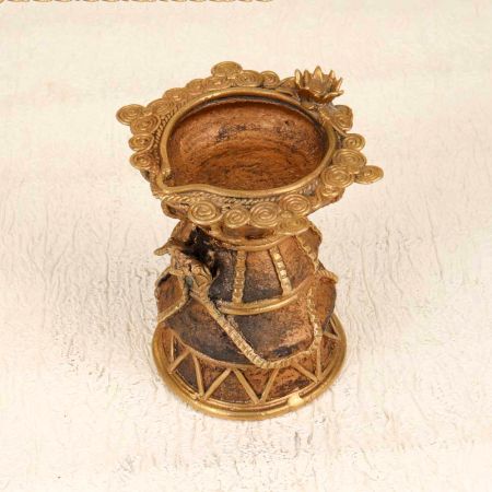 Tribal Art Cobra Oil Lamp Made of Brass in Brown Finish