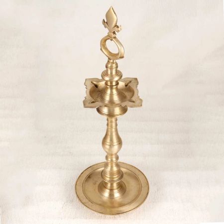 Handcrafted Vintage Brass Oil Lamp in Brown Finish for Decor