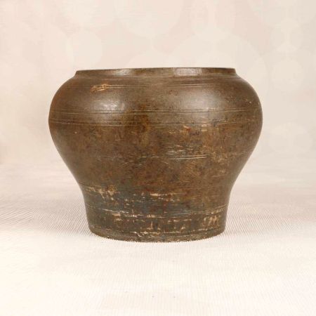 Handmade Sturdy Brass Holy Pot for Flower Decoration