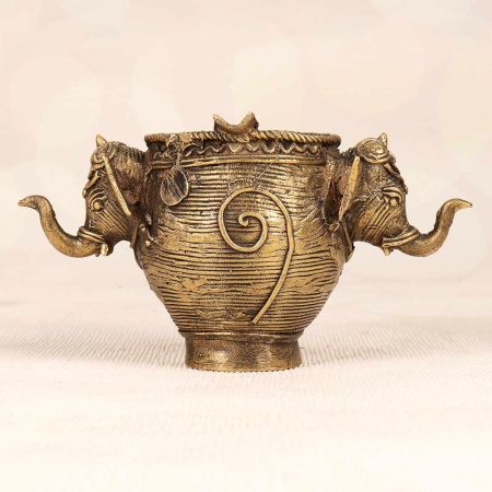 Beautiful Art Brass Elephant Pot for Flower Decoration