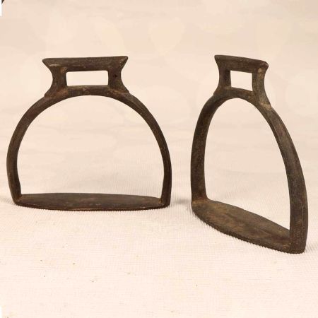 Handcrafted Finest Brass Horse Stirrups for Vintage Collection in Pair