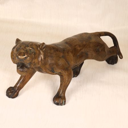 Handcrafted Pair of Tiger Statue Made of Brass with Engraving