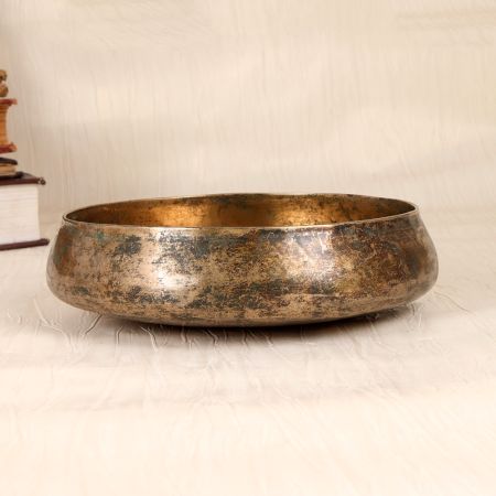 Vintage Plain Finish Bell Metal Holy Pot for Flower Decoration