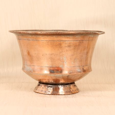 Handcrafted Vintage Copper Bowl for Serving Fruits