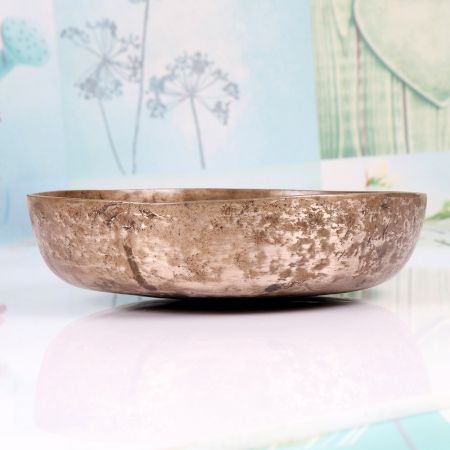 Hindu God Bathtub Brass Holy Pot for Prayer Room and Rituals