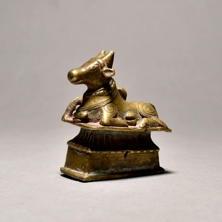 Beautiful Bull Of Brass Material for Decor