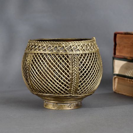 Handcrafted Odisha Brass Measuring Pot in Intricate Lattice Design for Ethnic Decor
