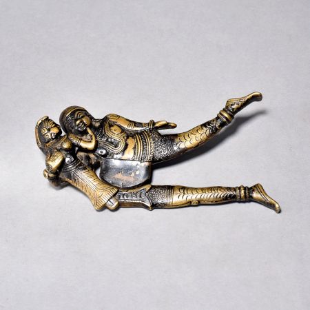 Handcrafted Vintage Nut Cutter with Couple Design