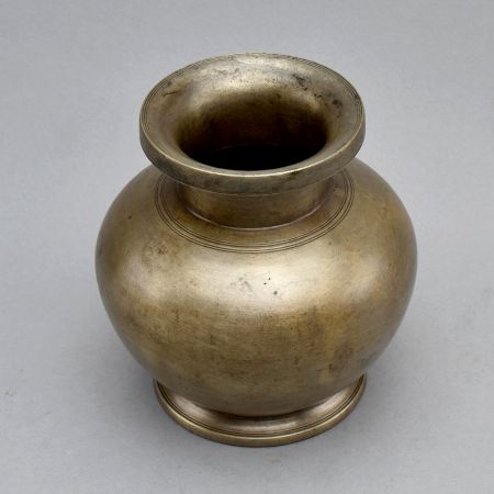 Antique Bell Metal Water Pot for Decor