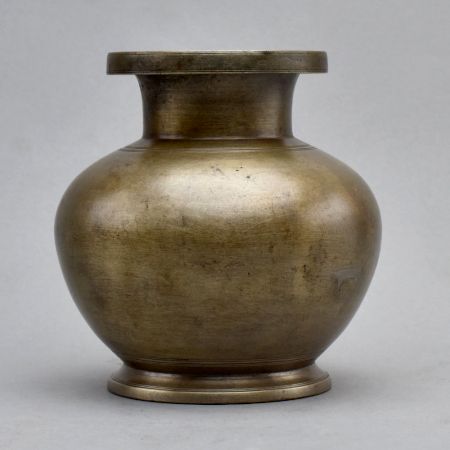 Antique Bell Metal Water Pot for Decor