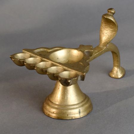 Vintage Brass Five Wick Aarti Lamp with Handle