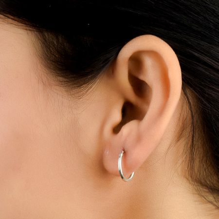Small 92.5 Sterling Silver Hoop Bali Earrings Fashion Wear