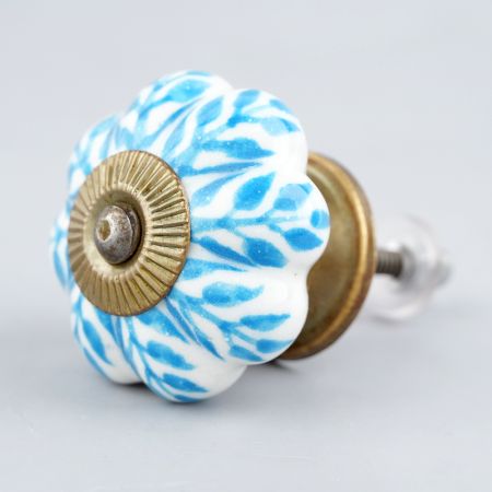 Turquoise Leaf Medium Knob