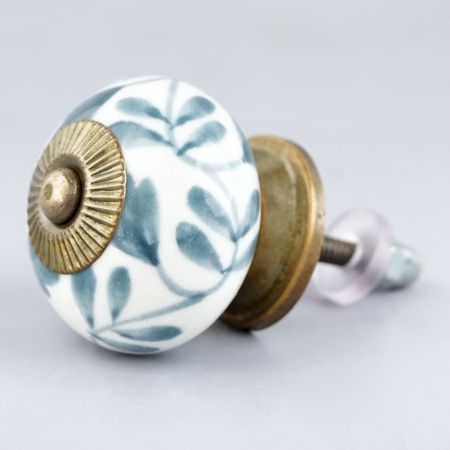 Grey Leaf Ceramic Knob (1)