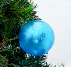 Set Of 4 Piece Turquoise Round Leaf Christmas Hanging