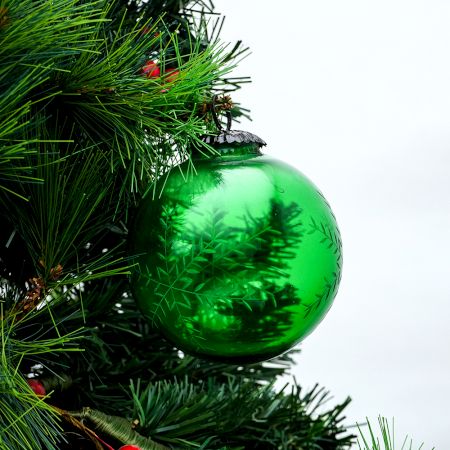 Set Of 4 Piece Green Leaf Cut Christmas Hanging