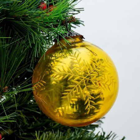 Set Of 4 Piece Yellow Leaf Cut Christmas Hanging